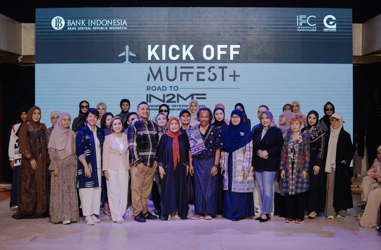 Mengusung tema "Flying to the Global Market", Muslim Fashion Festival (MUFFEST)+ akan kembali digelar pada 8-11 Agustus 2024 di Istora Senayan Jakarta. (Dok.Istimewa)