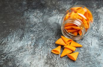 3 Tips Menyimpan Camilan, Enaknya Tahan Lama