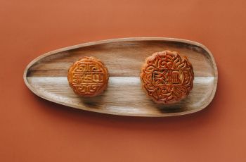 Ingin Cicipi Kue Bulan? Resor Dekat Puncak Bogor Ini Suguhkan 4 Varian Rasa Menggoda!