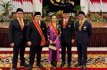 Putri Kus Wisnu Wardani Raih Penghargaan Bintang Mahaputra Adipradana dari Presiden Jokowi