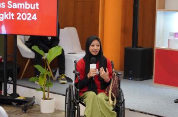 Kisah Inspiratif, Pejuang Paraplegia Ini Sukses Jadi Pembicara di Panggung Google AI