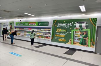 Ada Dinding Belanja di MRT, Berbelanja Kebutuhan Sehari-Hari Jadi Lebih Praktis