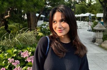 Azizah Salsha Liburan di Dubai, Coba Olahraga Ekstrem Skydiving