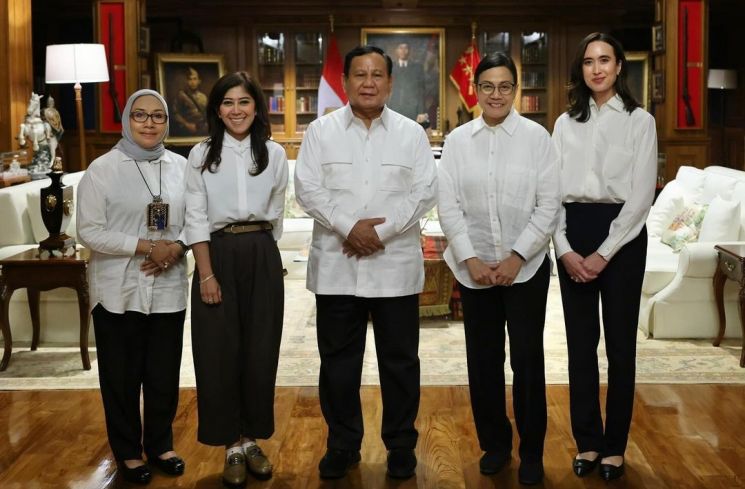 Menteri Perempuan di Kabinet Prabowo Subianto (Instagram: Meutya Hafid) 