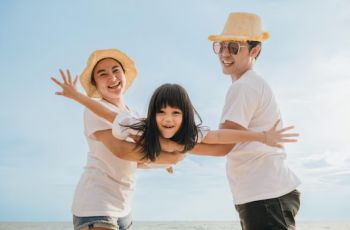 Adventure Parenting: Cara Membesarkan Anak Pemberani dan Tangguh di Era Digital