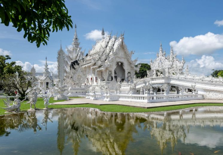 Wat Rong Khun (Pexels)