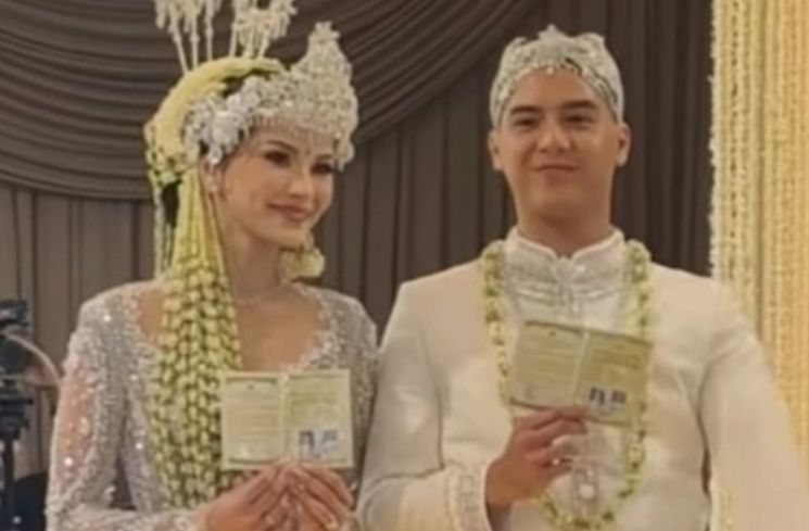 Alyssa Daguise dan Al Ghazali Menikah. (Instagram)