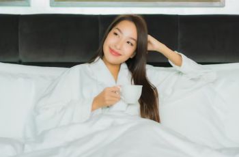 Mager Bukan Malas, Tapi Self Love! Ini Alasan Kamu Perlu Slow Living Sesekali