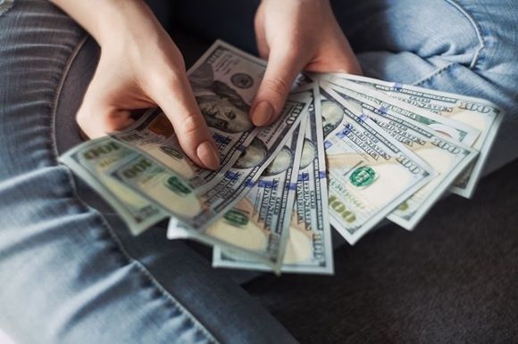 Ilustrasi investasi reksa dana (Unsplash.com/Alexander Mils)