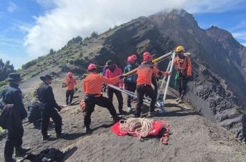 Lagi-Lagi Pendaki Cewek Jatuh di Rinjani, Begini Cara Aman Naik Gunung untuk Perempuan