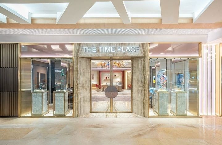 Butik Irwan Mussry, The Time Place (instagram.com/irwanmussry)