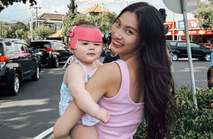 Potret Patricia Gouw dan Baby Zoe (Instagram/patriciagouw)