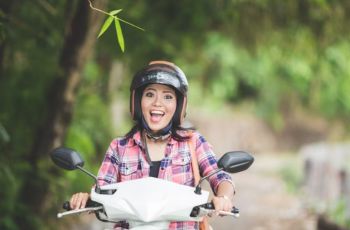 Suka Masuk Angin Abis Naik Motor? Bisa Jadi Kamu Lupa Lakukan Ini!