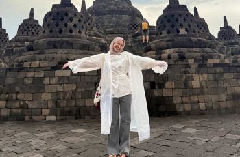 Liburan Tetap On Point! Intip Gaya Simpel nan Chic ala Xaviera Putri