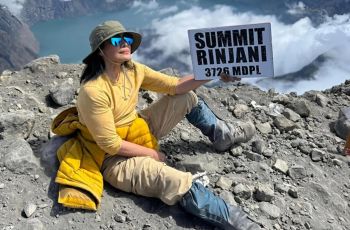 62 Tahun Kuat Nanjak Rinjani, Atiek CB Bikin Anak Muda Auto Minder!