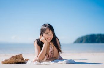 Aroma Laut yang Menyegarkan! Ini 4 Parfum Biar Tetap Wangi di Cuaca Terik