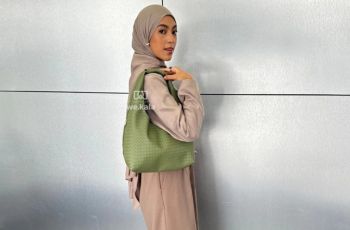 Stylish & Unik, Ini 5 Tas Hobo Lokal Bertekstur Anyaman yang Wajib Kamu Punya