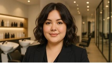Gaya Wavy Bob Haircut (created by Meta AI)