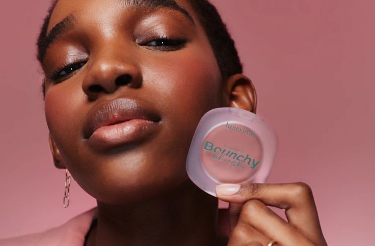 Muted Blush (shopee/Luxcrime Official Shop)