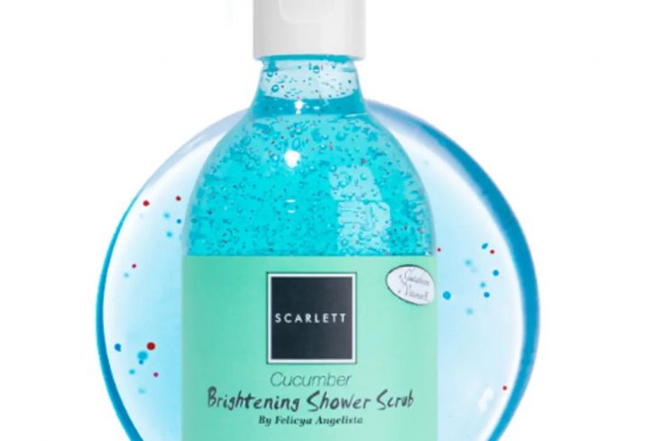 Scarlett Whitening Brightening Shower Scrub Cucumber (Shopee/scarlettofficial)