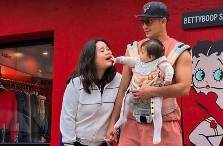 Keluarga Olivia Allan dan Denny Sumargo (Instagram/sumargodenny)