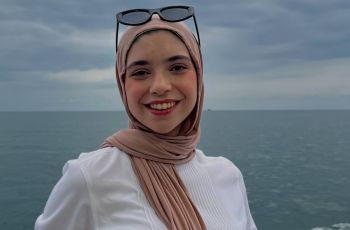 Pesona Ayu Azhari Diturunkan ke Sang Putri, Isabel Azhari Putri Terpilih Jadi None Jaksel 2025!
