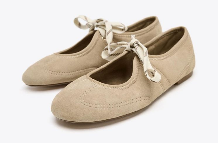 Sepatu Hybrid (zara.com)