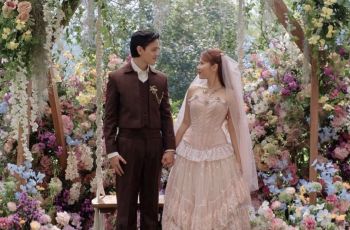Inspirasi Resepsi Nikah dari Nadin Amizah dan Faishal Tanjung: Penuh Bunga dan Colorful!