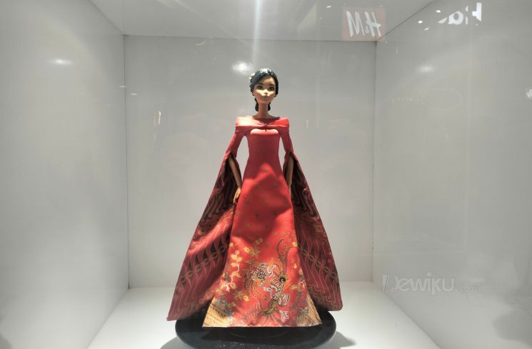 Potret Barbie One of a Kind (OOAK) Tema Spesial HUT RI ke-80 (Dewiku.com/Annisa Deli Indriyanti)