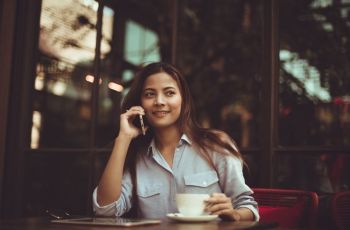 Kopi Gratis Untuk Pengunjung yang Tersenyum, Inovasi Kafe Ini Nggak Bisa Diterapin di Indonesia?