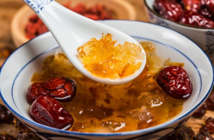 Dessert Peach Gum Soup (Pixabay)