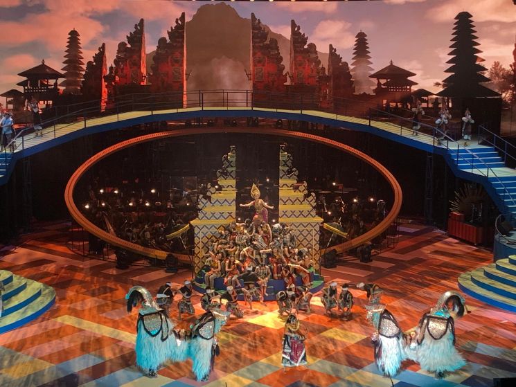 Pagelaran Sabang Merauke The Indonesian Broadway 2025. (Dewiku.com/Himayatul Azizah)