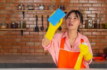 Stress Cleaning: Cara Sehat Mengelola Stres atau Cuma Pelarian?