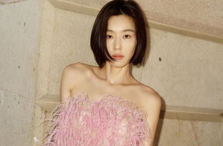 Jun Ji Hyun (Instagram/everything.is.peachy)