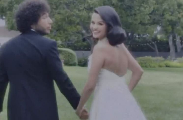 Style Pakaian Pernikahan Selena Gomez dan Benny Blanco (Instagram/@selenagomez)