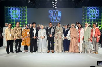 Mendag Busan Resmi Buka JMFW 2026: Modest Fashion Indonesia Siap Mendunia