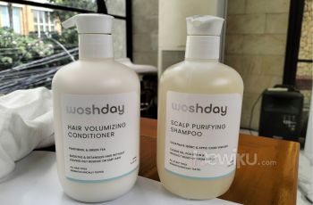 Tips Ampuh Atasi Rambut Lepek untuk Iklim Tropis: Pilih Produk yang Bebas SLS dan Silikon