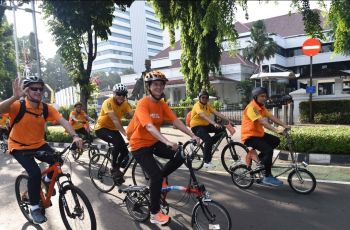 Gowes Bukan Sekadar Gaya: Perempuan Bersatu Lawan Kekerasan Digital Biar #SamaSamaAman
