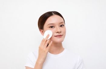 Cara Memilih Cleanser yang Tepat Sesuai Kondisi Kulit, Jangan Asal Pilih