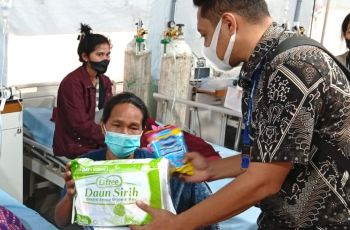 Usai Gempa Flores, Kebutuhan Sanitasi Perempuan dan Bayi di Pengungsian Tak Boleh Terabaikan